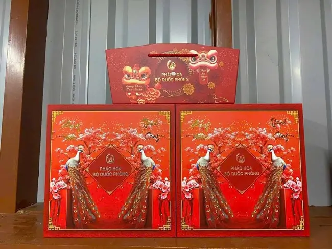 Giàn pháo hoa 100 quả bộ quốc phòng